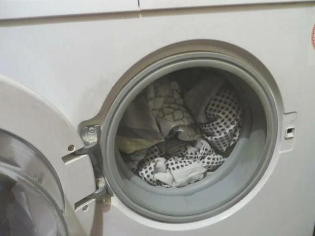 белье в стиральной машине