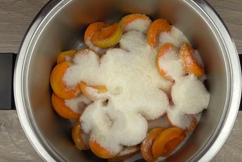абрикосы с сахаром